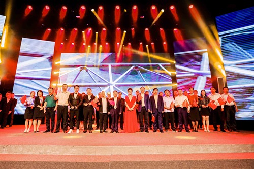 uwin电竞集团庆祝新中国建设70周年职工朗诵角逐乐成举行