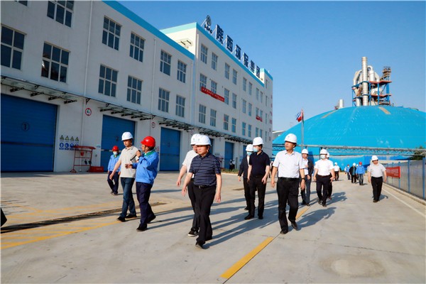 uwin电竞集团复工复产促增添项目观摩聚会与会职员走进环保保隆生态三秦在延在铜项目