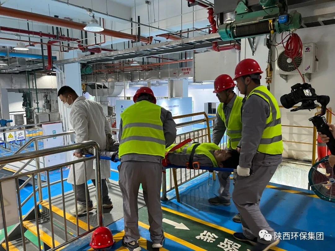 有限空间·无限清静｜uwin电竞集团举行2023年有限空间应急演练