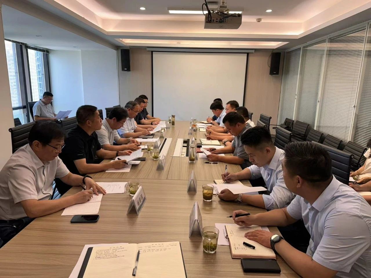 uwin电竞集团与光大绿色环保座谈交流