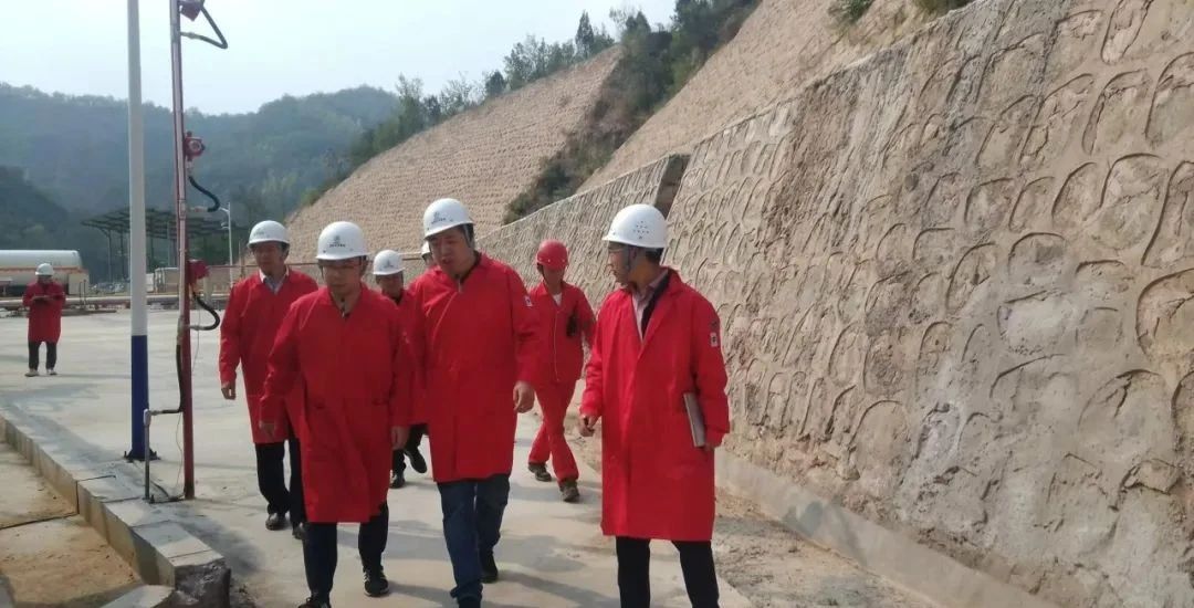 省治本攻坚三年行动事情专班到uwin电竞集团督导检查